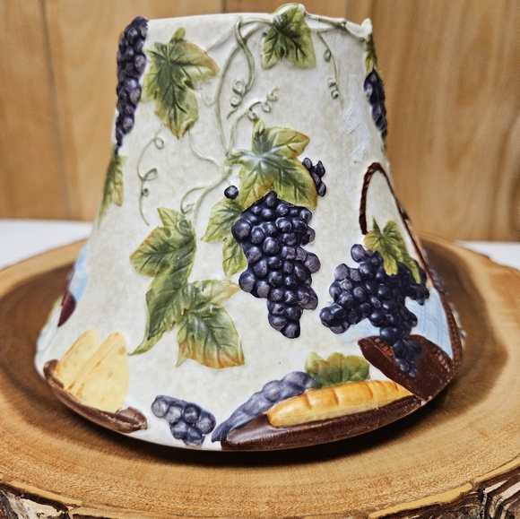 Yankee Candle Ceramic Large Lamp Shade Tuscan Red Wine Grapes Basket Vines - Picture 5 of 6